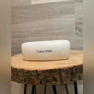 3/$30 CALVIN KLEIN Sunglass / eyeglass hardshell Case - brand new!